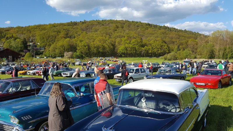 Old-Youngtimer Treffen_Roellfeld_04.05.2016_080.jpg